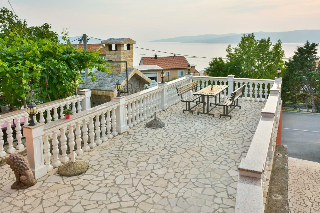 Apartment Laura Senj  Exterior foto